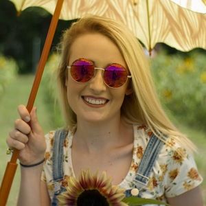 Meet your Posher, Skylar